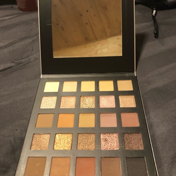 Eyeshadow Pro Palette - Lorac - MERAKI - Picture 2 of 3